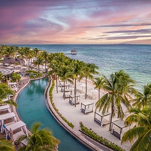 Villa del Palmar Cancun