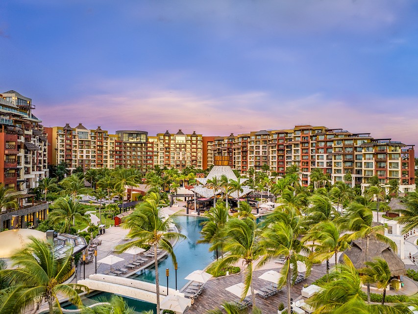 Villa del Palmar Cancun
