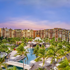 Villa del Palmar Cancun