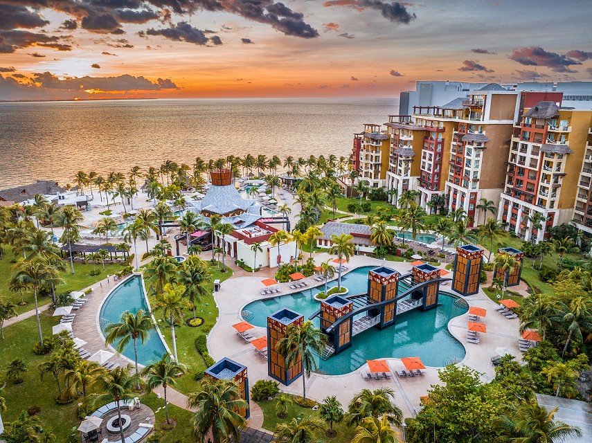 Villa del Palmar Cancun