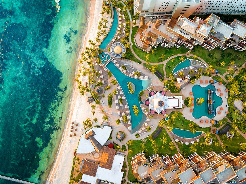 Villa del Palmar Cancun