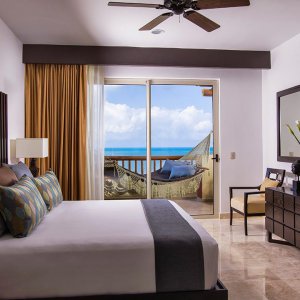 three bedroom penthouse king size bed and terrace