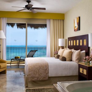 three bedroom king size bed