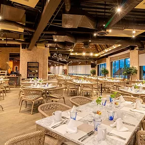 Caprichos Restaurant Villa del Palmar Cancun