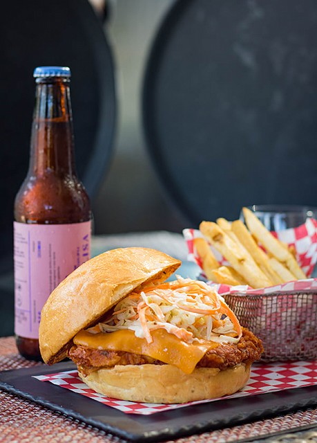 Gourmet Dining Bite Bar Hamburger at villa de Palmar Cancun