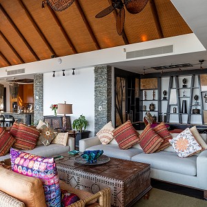grand penthouse living room