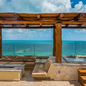 three bedroom terrace and jacuzzi