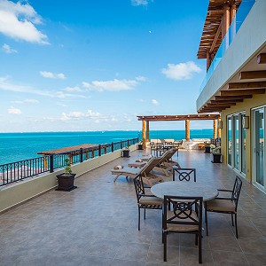 Terrace Three Bedroom Penthouse Villa del Palmar Cancun