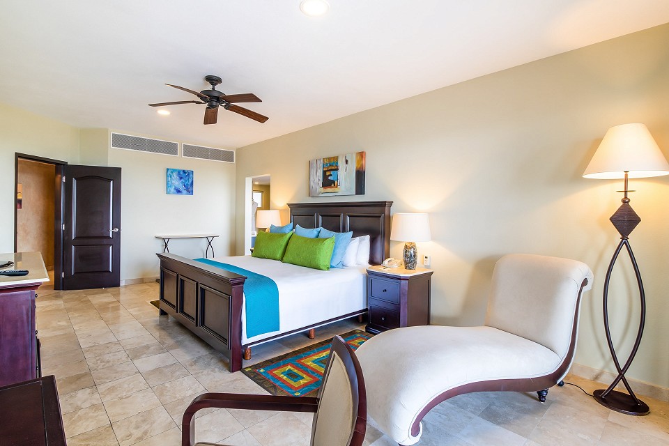 ocean front king size bed supplies