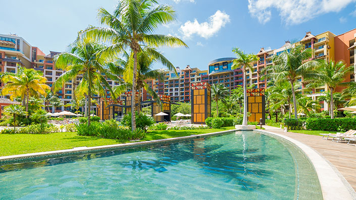 Villa del Palmar Cancun